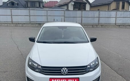 Volkswagen Polo VI (EU Market), 2015 год, 1 050 000 рублей, 1 фотография