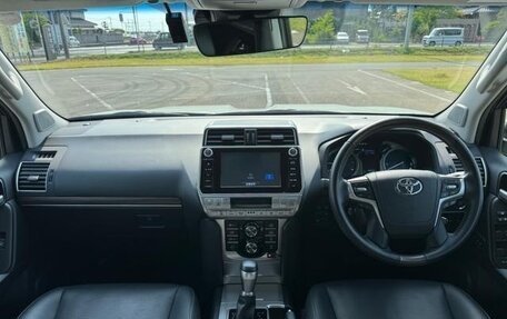 Toyota Land Cruiser Prado 150 рестайлинг 2, 2020 год, 4 200 000 рублей, 13 фотография