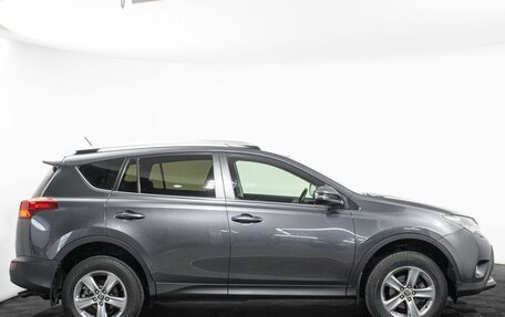 Toyota RAV4, 2015 год, 2 400 000 рублей, 4 фотография