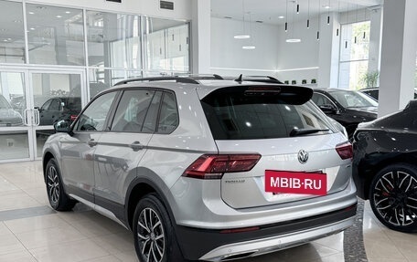 Volkswagen Tiguan II, 2019 год, 3 158 000 рублей, 4 фотография