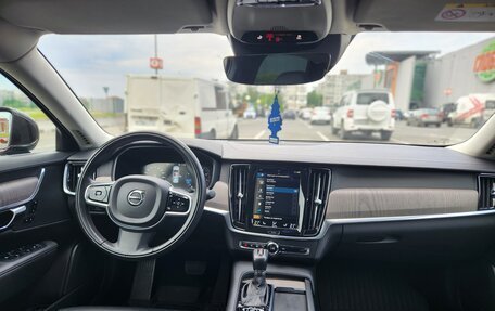 Volvo S90 II рестайлинг, 2021 год, 3 800 000 рублей, 10 фотография