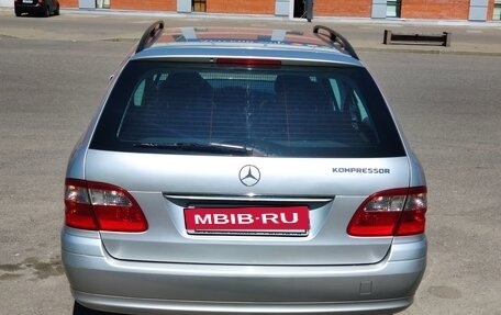 Mercedes-Benz E-Класс, 2004 год, 990 000 рублей, 7 фотография