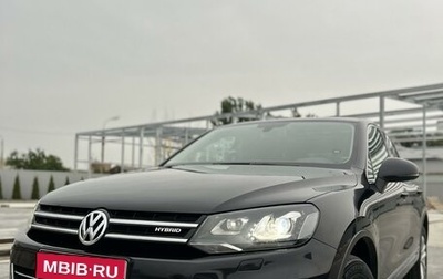 Volkswagen Touareg III, 2011 год, 2 570 000 рублей, 1 фотография