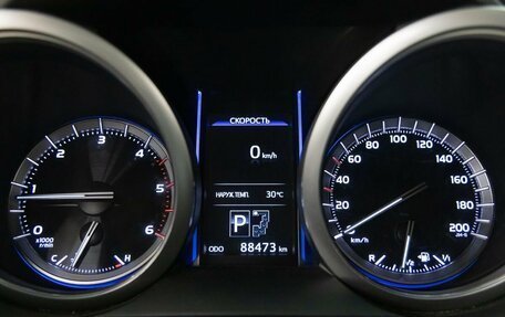 Toyota Land Cruiser Prado 150 рестайлинг 2, 2017 год, 5 048 000 рублей, 10 фотография