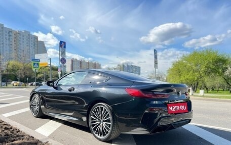BMW 8 серия, 2018 год, 6 850 000 рублей, 4 фотография