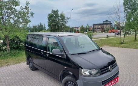 Volkswagen Transporter T5 рестайлинг, 2011 год, 1 799 999 рублей, 2 фотография