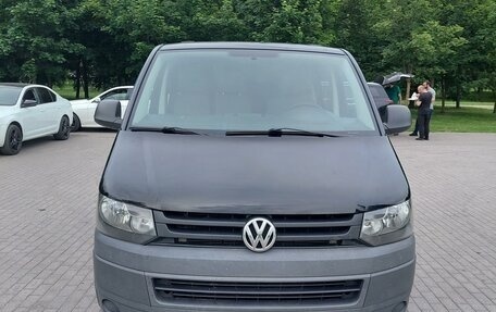 Volkswagen Transporter T5 рестайлинг, 2011 год, 1 799 999 рублей, 3 фотография