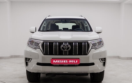 Toyota Land Cruiser Prado 150 рестайлинг 2, 2020 год, 7 790 000 рублей, 2 фотография