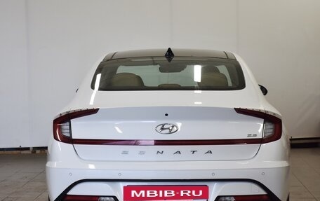 Hyundai Sonata VIII, 2020 год, 2 600 000 рублей, 4 фотография