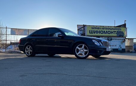 Mercedes-Benz E-Класс, 2005 год, 739 000 рублей, 26 фотография