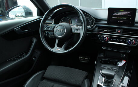 Audi A4, 2016 год, 2 745 000 рублей, 10 фотография