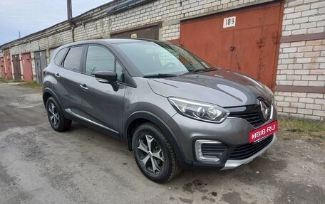 Renault Kaptur I рестайлинг, 2018 год, 1 750 000 рублей, 4 фотография