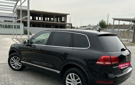 Volkswagen Touareg III, 2011 год, 2 570 000 рублей, 9 фотография