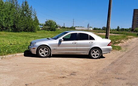 Mercedes-Benz C-Класс, 2001 год, 400 000 рублей, 5 фотография