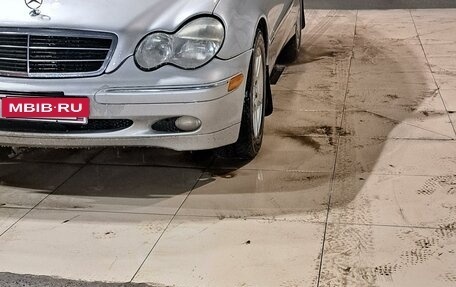Mercedes-Benz C-Класс, 2001 год, 400 000 рублей, 2 фотография