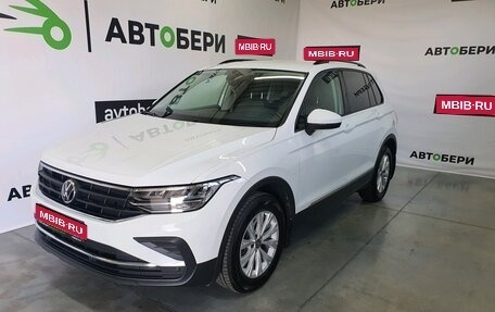 Volkswagen Tiguan II, 2021 год, 2 930 000 рублей, 1 фотография