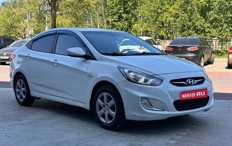 Hyundai Solaris II рестайлинг, 2012 год, 849 000 рублей, 1 фотография