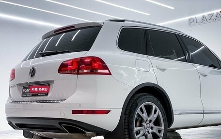 Volkswagen Touareg III, 2013 год, 2 500 000 рублей, 11 фотография