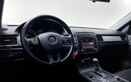 Volkswagen Touareg III, 2013 год, 2 500 000 рублей, 20 фотография