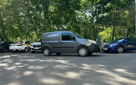 Renault Kangoo II рестайлинг, 2013 год, 800 000 рублей, 5 фотография