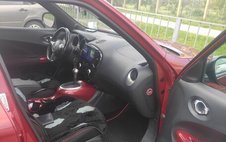 Nissan Juke II, 2011 год, 930 000 рублей, 6 фотография