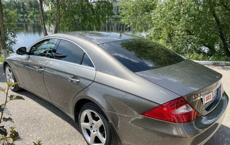 Mercedes-Benz CLS, 2007 год, 1 990 000 рублей, 2 фотография