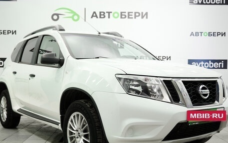 Nissan Terrano III, 2015 год, 1 076 000 рублей, 7 фотография