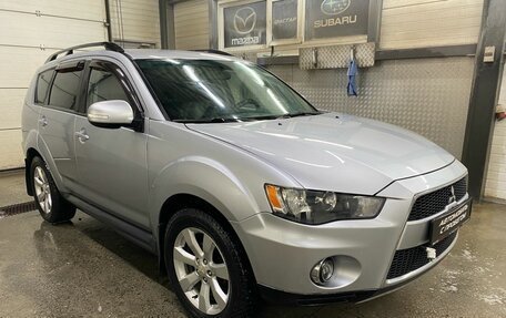 Mitsubishi Outlander III рестайлинг 3, 2011 год, 1 399 000 рублей, 3 фотография