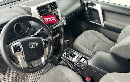 Toyota Land Cruiser Prado 150 рестайлинг 2, 2012 год, 3 190 000 рублей, 11 фотография