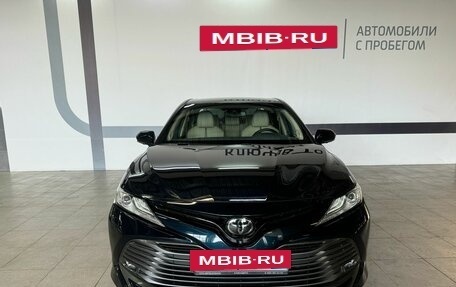 Toyota Camry, 2018 год, 3 240 000 рублей, 2 фотография