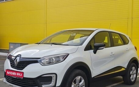 Renault Kaptur I рестайлинг, 2019 год, 1 550 000 рублей, 1 фотография