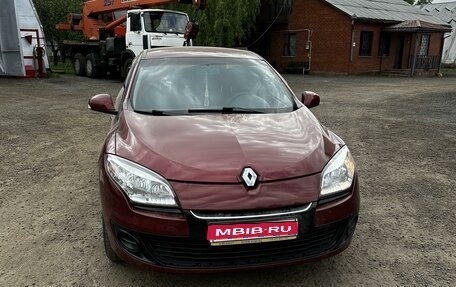 Renault Megane III, 2014 год, 950 000 рублей, 1 фотография