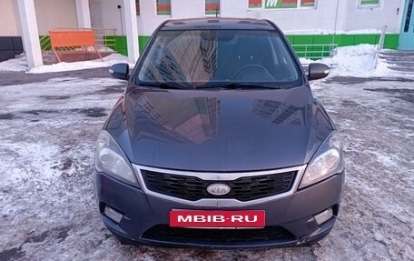 KIA cee'd I рестайлинг, 2010 год, 830 000 рублей, 1 фотография