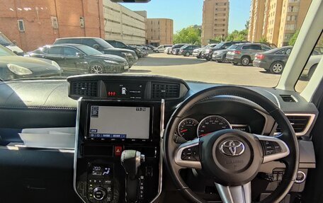 Toyota Roomy I, 2018 год, 1 560 000 рублей, 8 фотография