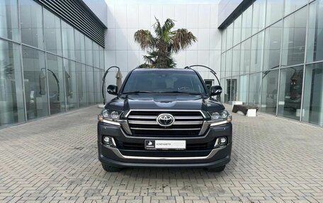 Toyota Land Cruiser 200, 2018 год, 7 999 000 рублей, 2 фотография