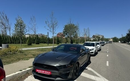 Ford Mustang VI рестайлинг, 2019 год, 3 600 000 рублей, 2 фотография