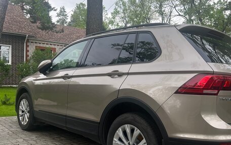 Volkswagen Tiguan II, 2019 год, 2 500 000 рублей, 3 фотография