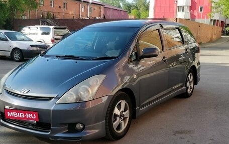 Toyota Wish II, 2003 год, 755 000 рублей, 2 фотография