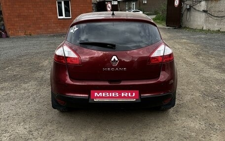 Renault Megane III, 2014 год, 950 000 рублей, 3 фотография