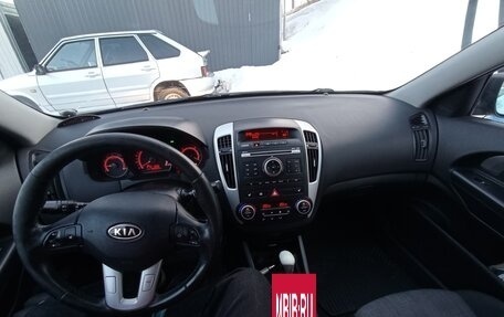 KIA cee'd I рестайлинг, 2010 год, 830 000 рублей, 6 фотография