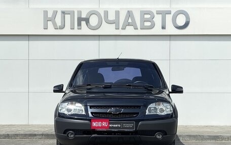 Chevrolet Niva I рестайлинг, 2010 год, 619 000 рублей, 2 фотография