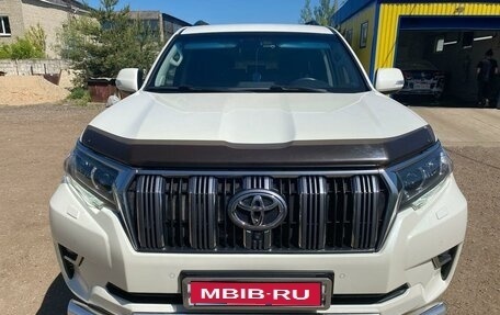 Toyota Land Cruiser Prado 150 рестайлинг 2, 2018 год, 6 000 000 рублей, 1 фотография