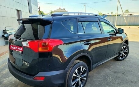 Toyota RAV4, 2015 год, 1 930 000 рублей, 8 фотография