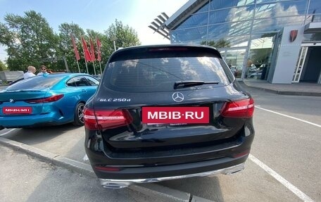 Mercedes-Benz GLC, 2017 год, 3 235 000 рублей, 4 фотография