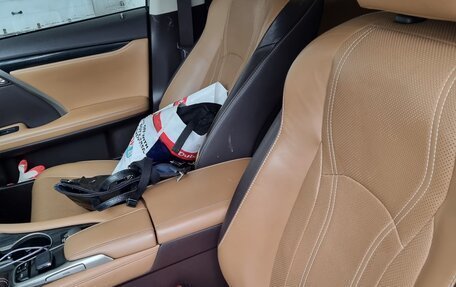 Lexus RX IV рестайлинг, 2018 год, 4 999 999 рублей, 7 фотография