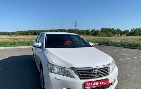 Toyota Camry, 2012 год, 1 800 000 рублей, 3 фотография