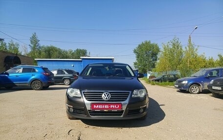 Volkswagen Passat B6, 2010 год, 800 000 рублей, 1 фотография