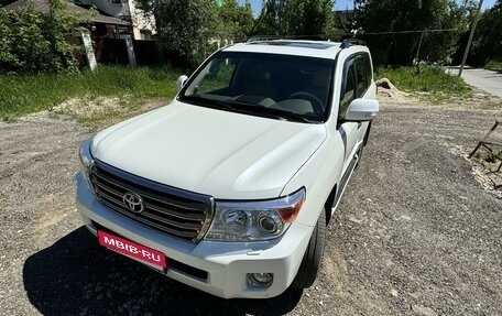 Toyota Land Cruiser 200, 2014 год, 6 200 000 рублей, 2 фотография