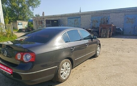 Volkswagen Passat B6, 2010 год, 800 000 рублей, 4 фотография