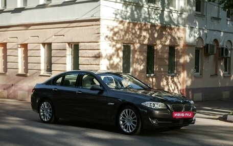BMW 5 серия, 2012 год, 3 700 000 рублей, 3 фотография